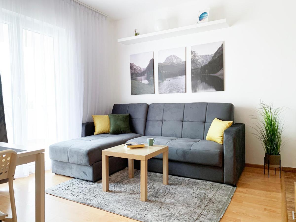 Laurel Apartments バール エクステリア 写真