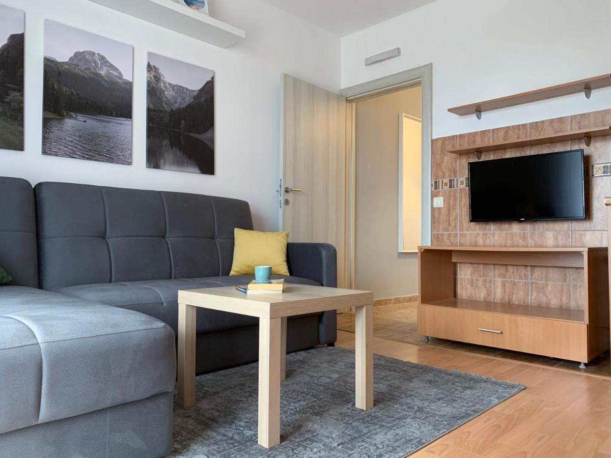 Laurel Apartments バール エクステリア 写真